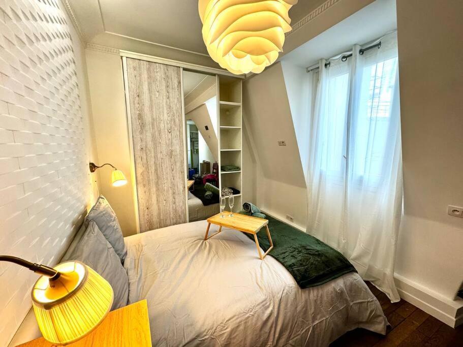 Champs-Elysees - Suite For 2 People Париж Екстериор снимка