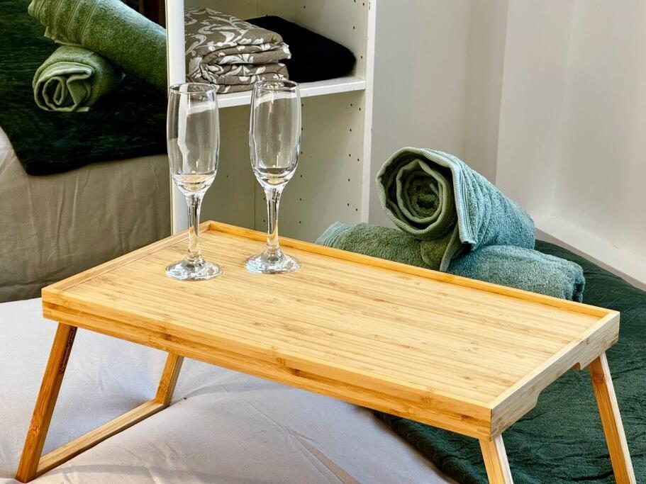 Champs-Elysees - Suite For 2 People Париж Екстериор снимка